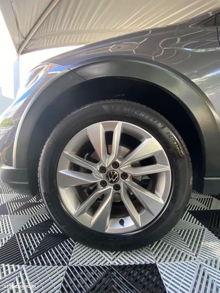 VW Taigo 1.0 TSI Urban - 11