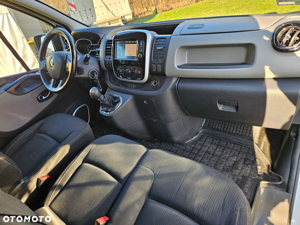 Renault Trafic - 21
