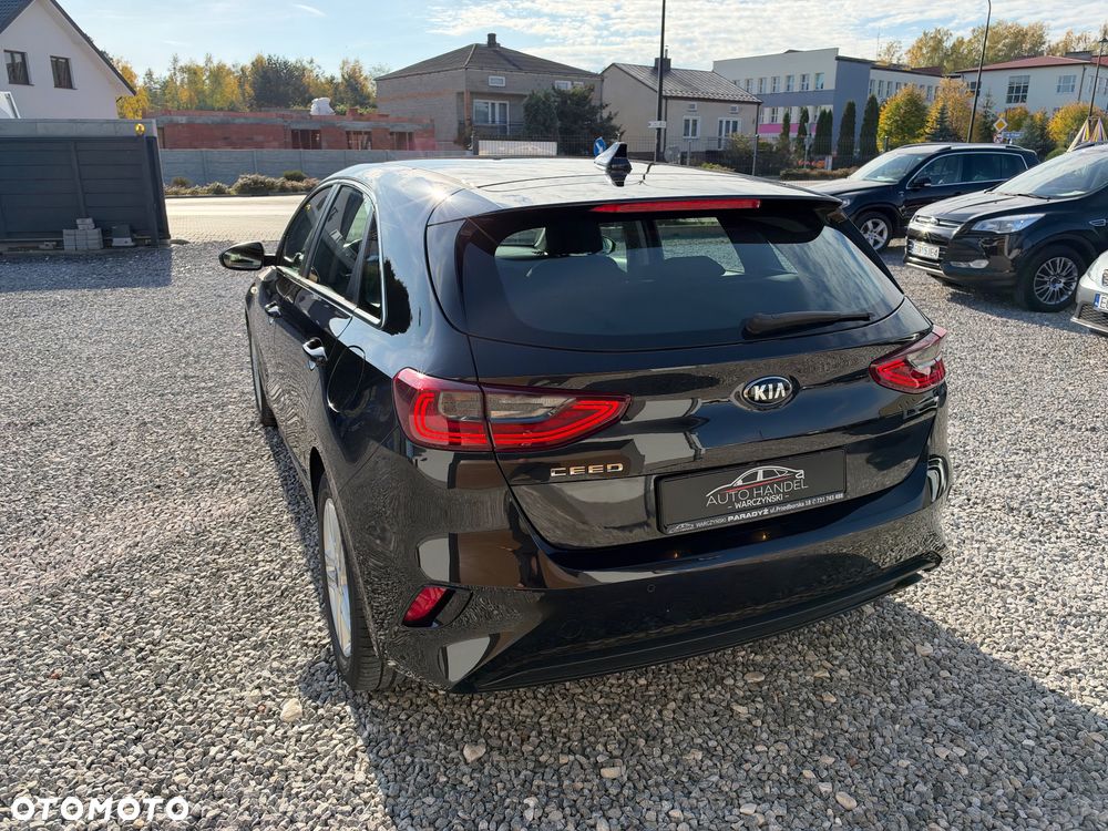 Kia Ceed 1.4 T-GDI L Business Line Plus - 33