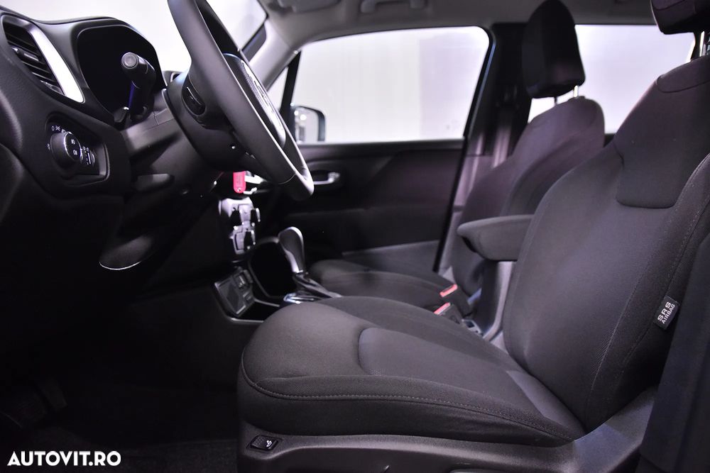 Jeep Renegade - 22