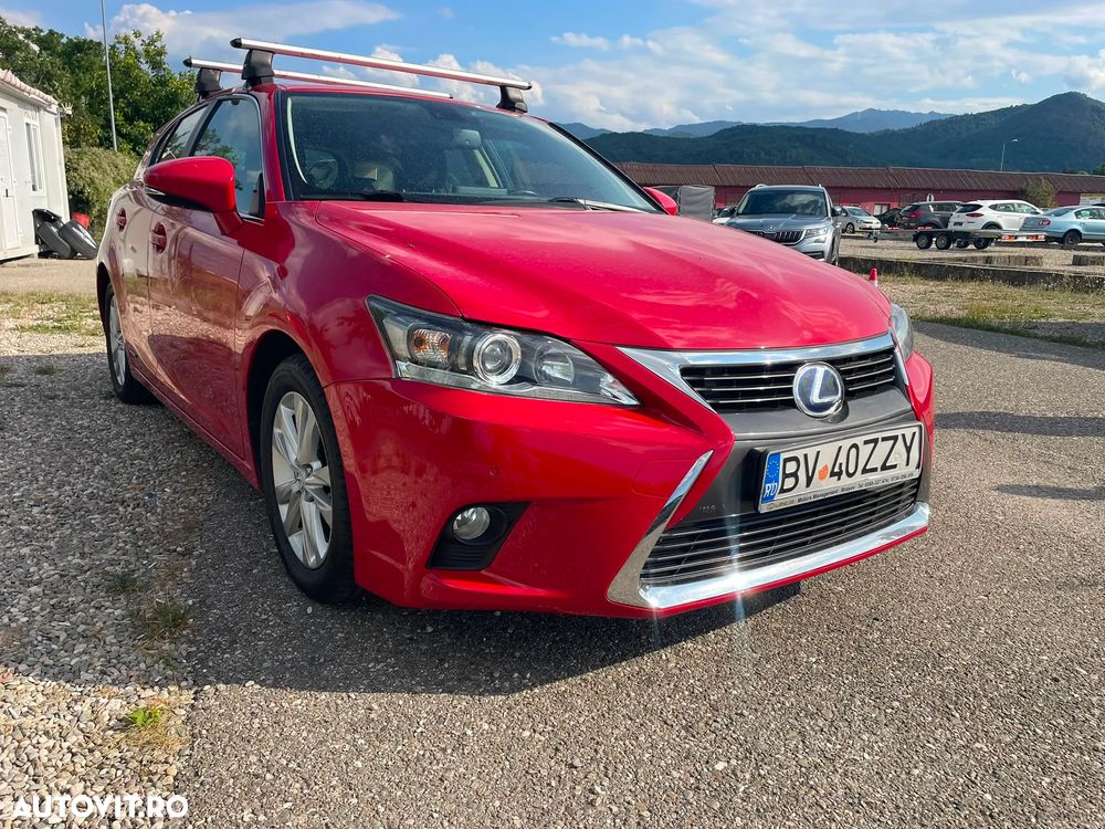 Lexus CT - 12