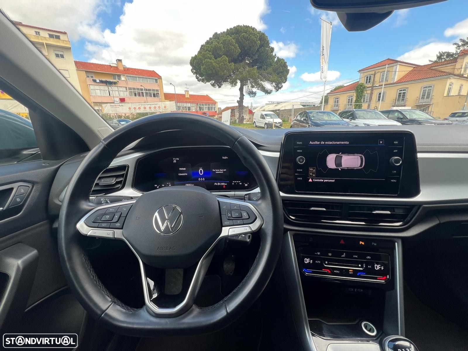 VW T-Roc 1.0 TSI - 11