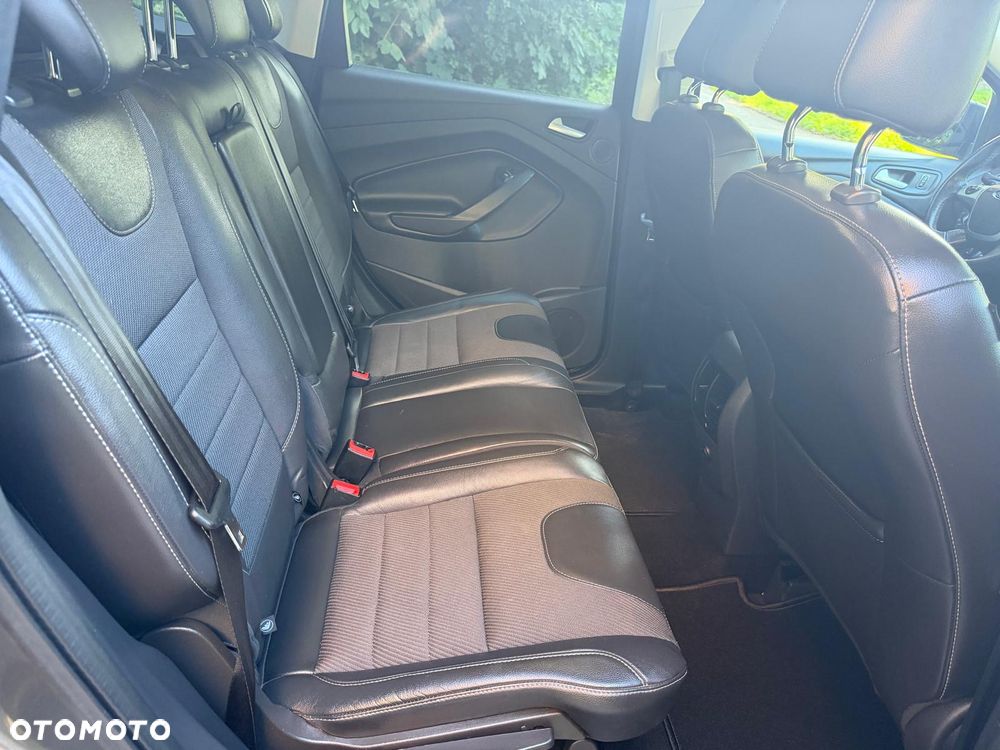 Ford Kuga 2.0 TDCi 4WD Titanium - 12