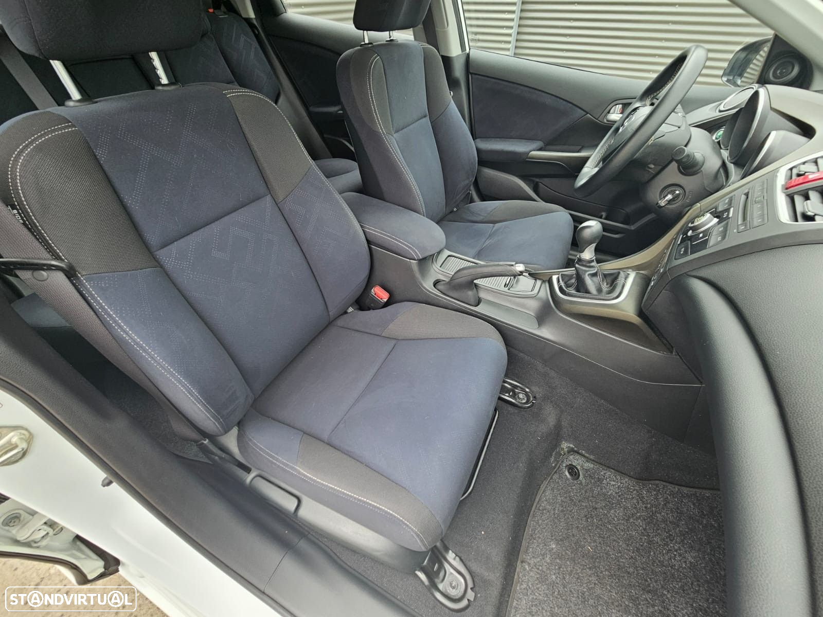 Honda Civic 1.6 i-DTEC Sport - 25