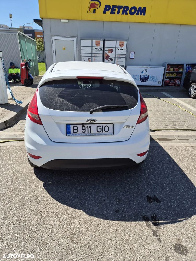 Ford Fiesta - 4
