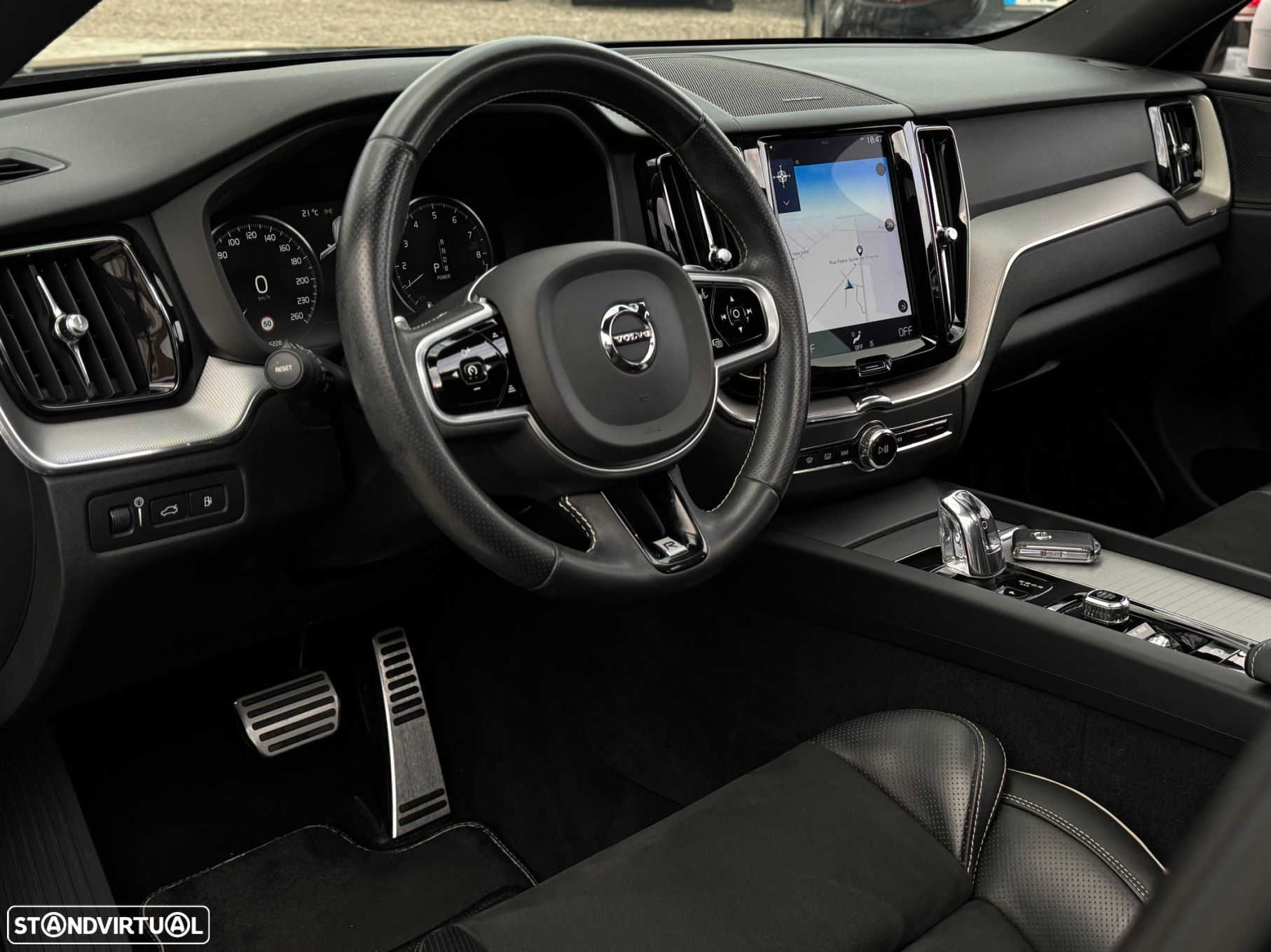 Volvo XC 60 2.0 T8 PHEV R-Design Expression AWD - 21