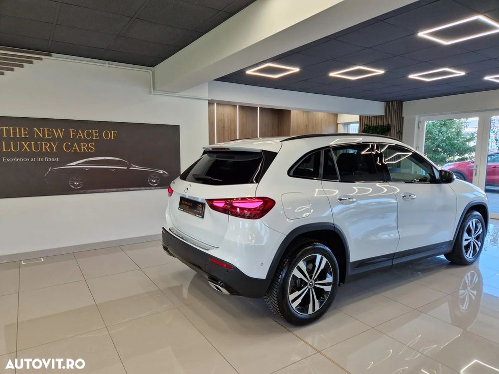 Mercedes-Benz GLA 250 e 8G-DCT Progressive - 9