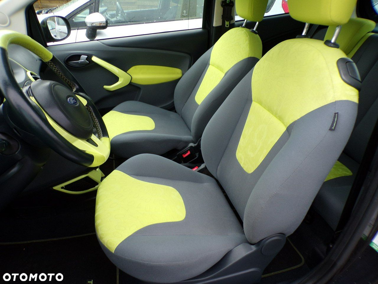 Ford KA - 25