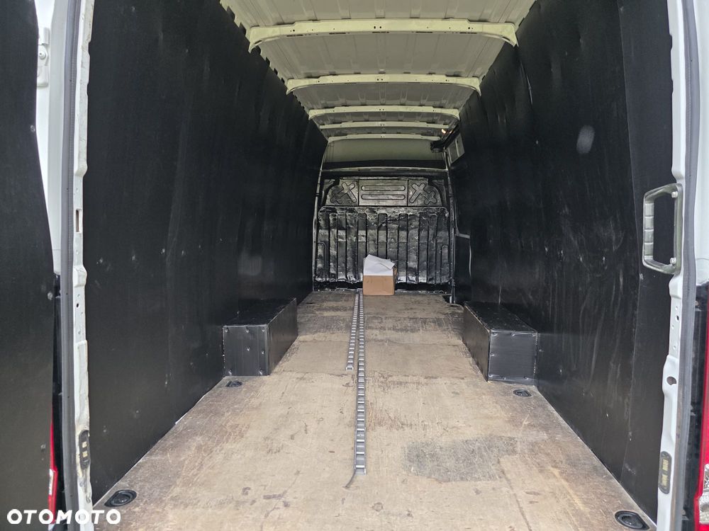 Iveco DAILY - 20