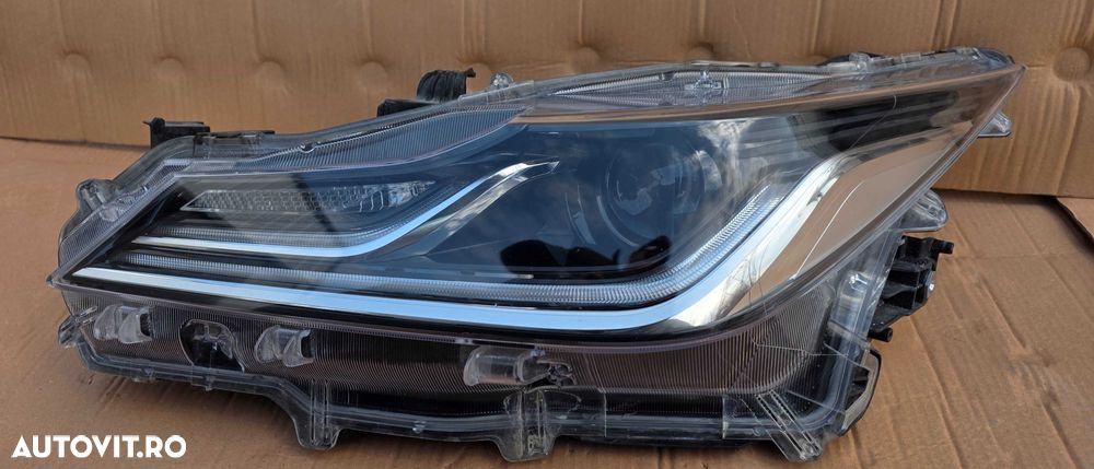 Far stanga Full LED Toyota Corolla Sedan 2019 2020 / 2021 2022 - 1