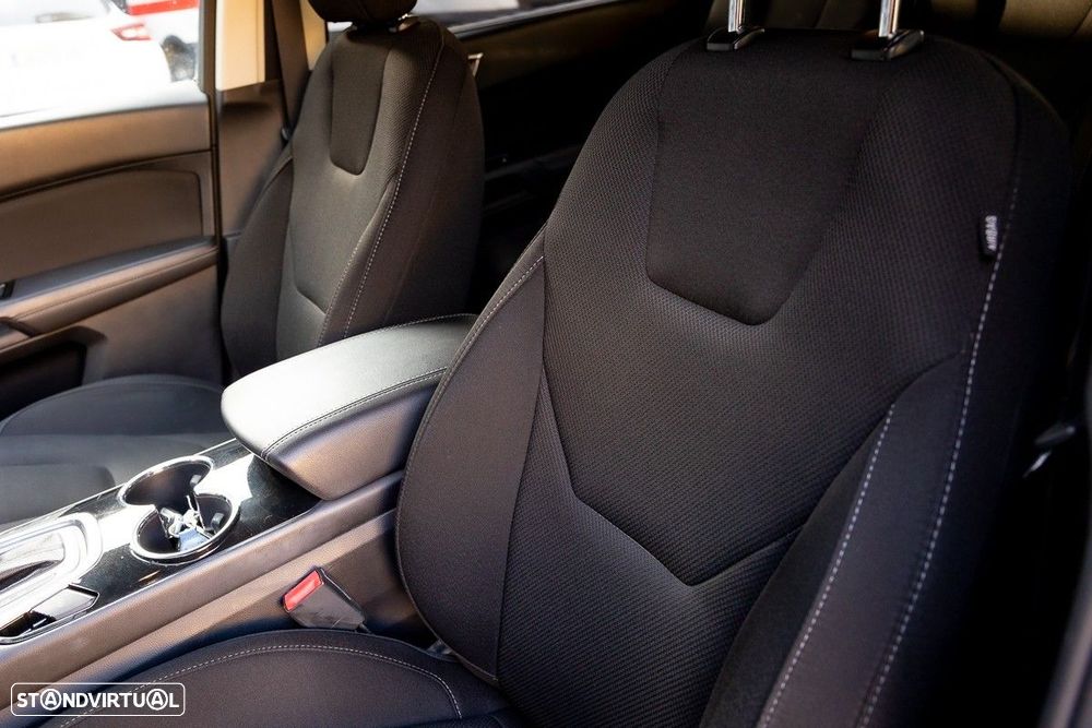 Ford S-Max 2.0 TDCi Titanium Powershift - 23