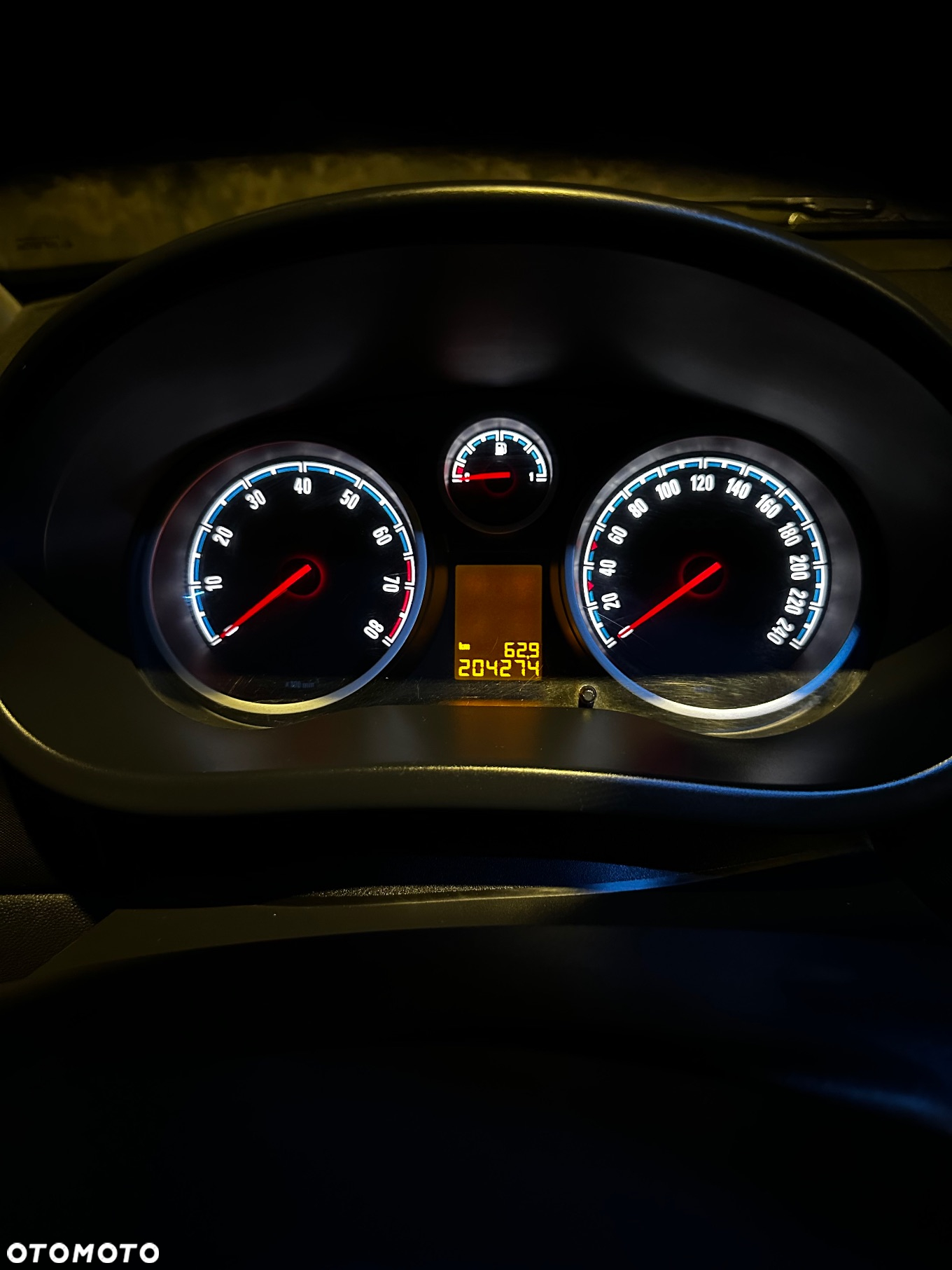 Opel Corsa 1.6T OPC - 10