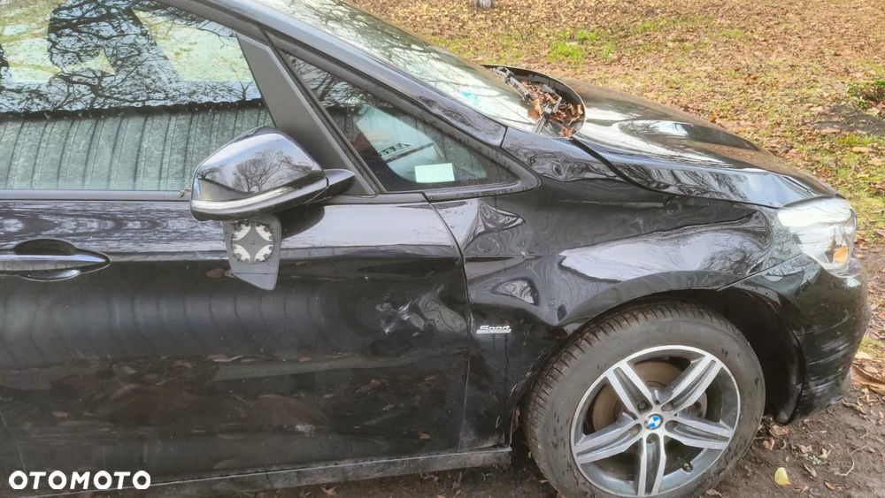 BMW Seria 2 218i - 3