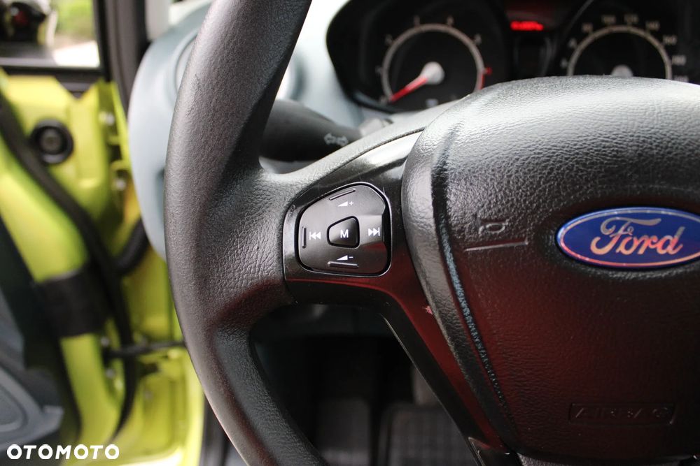 Ford Fiesta 1.25 Silver X Plus 2 (Titan.) EU6 - 22