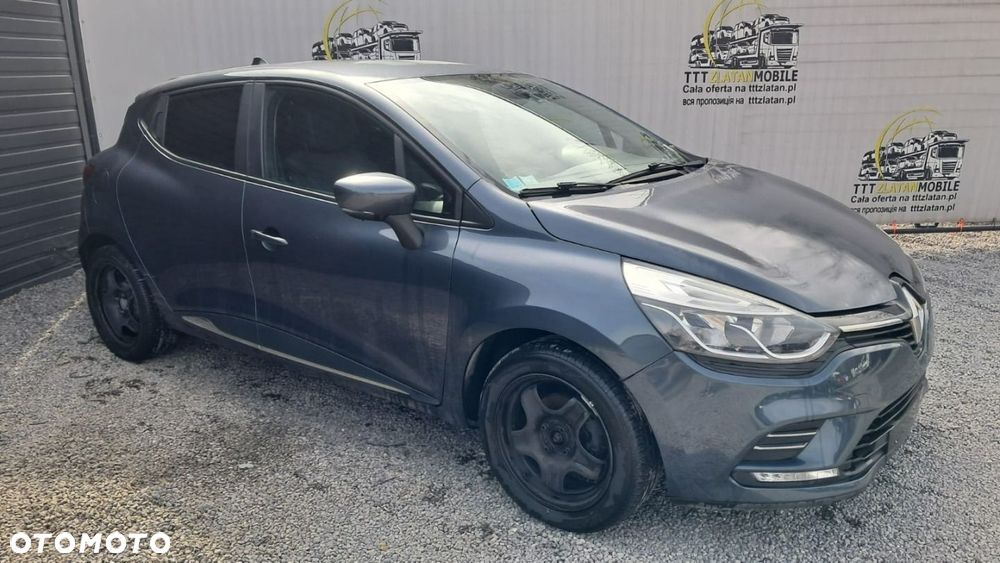 Renault Clio - 8