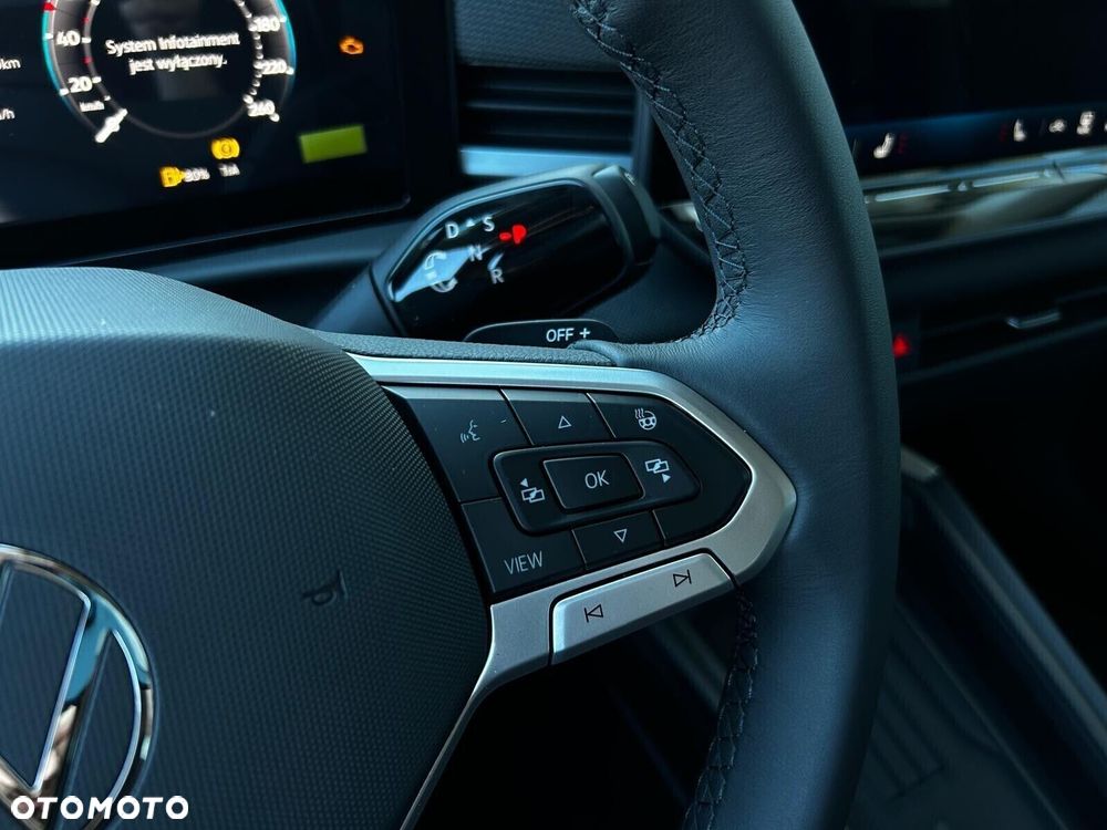 Volkswagen T-Roc - 10