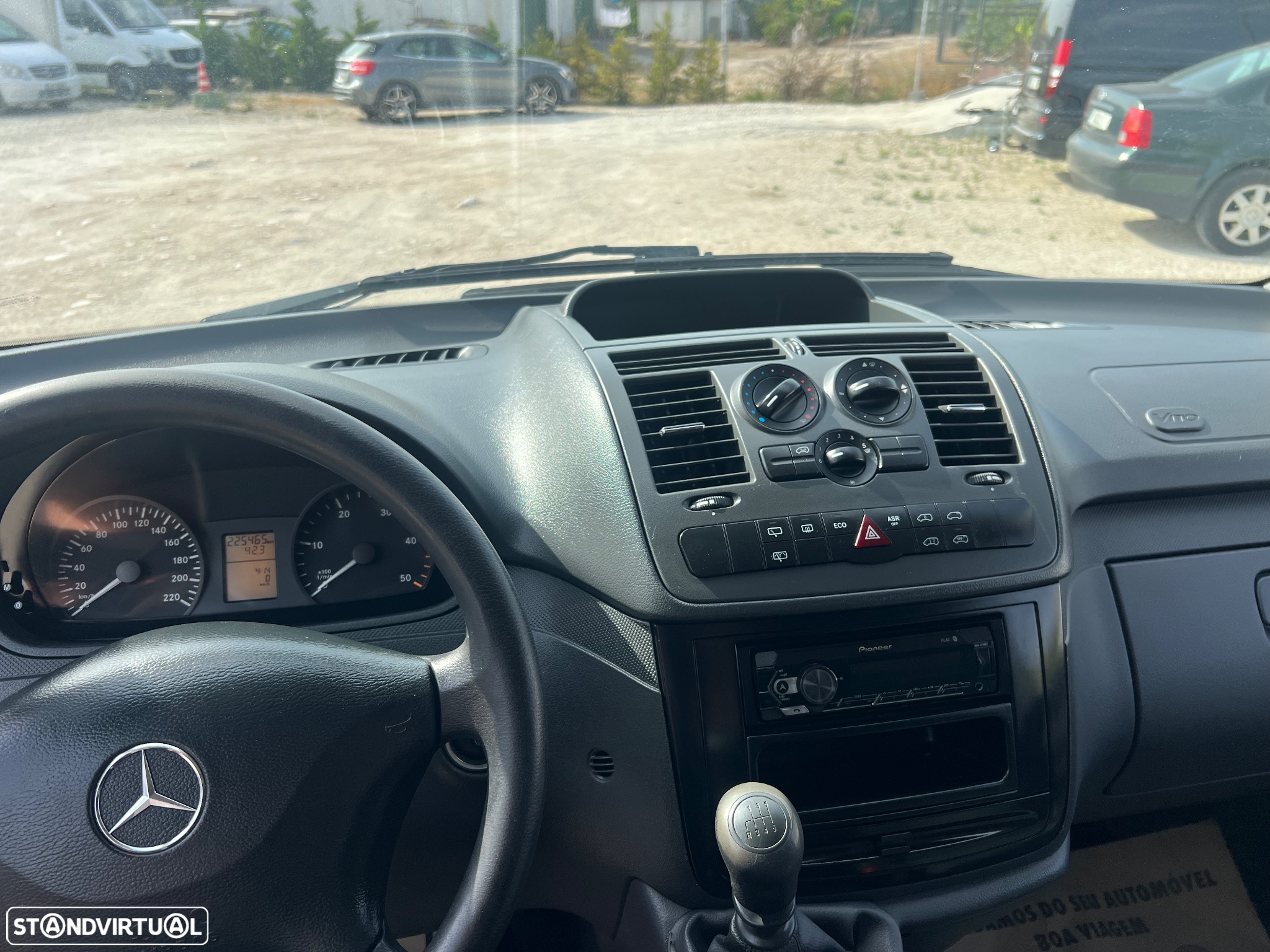 Mercedes-Benz Vito - 13