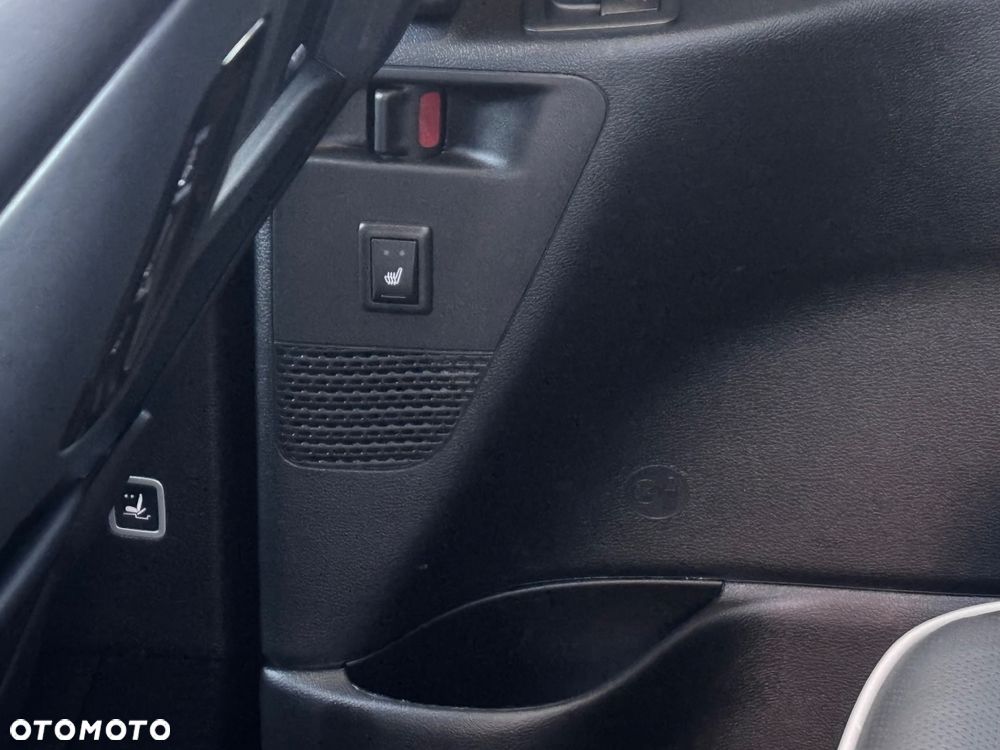 Chrysler Pacifica - 21