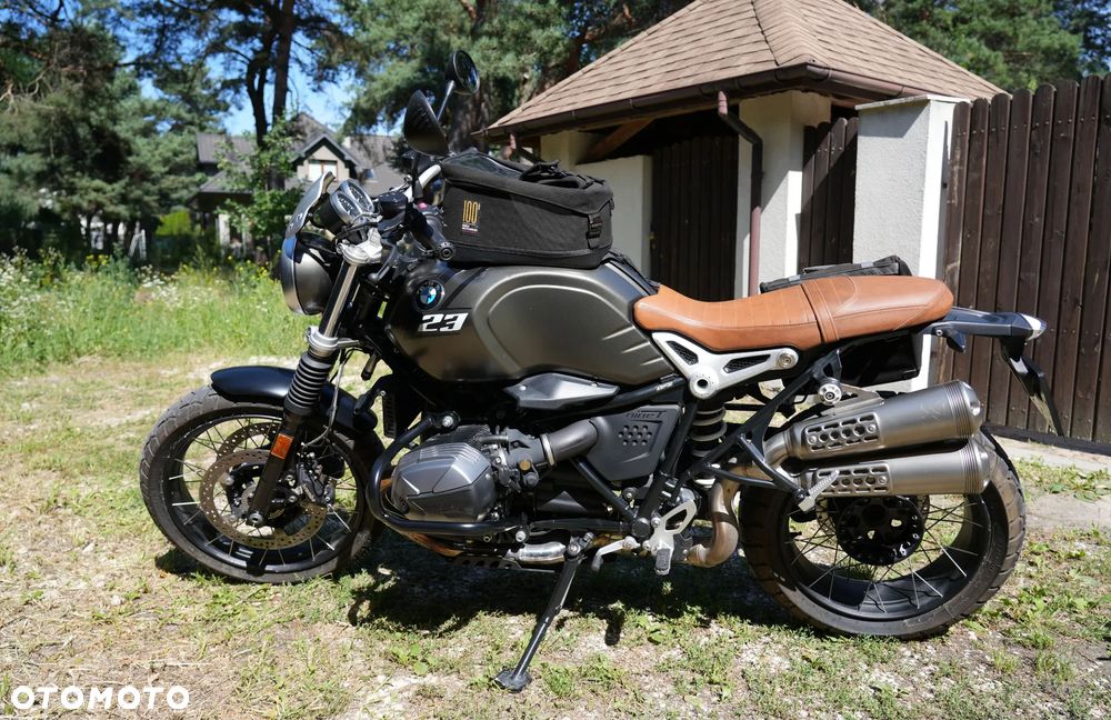 BMW R - 22