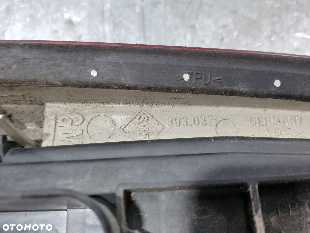 LAMPA TYLNA PRAWA OPEL ASTRA G KOMBI - 5