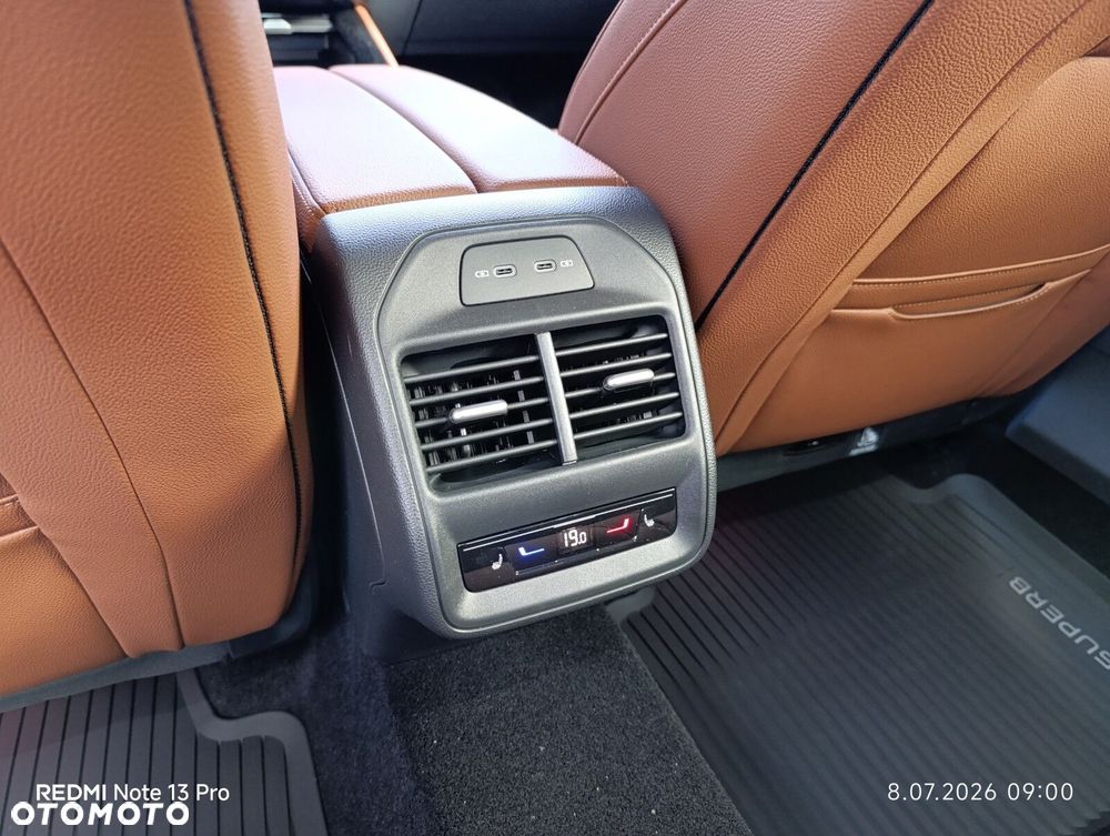 Skoda Superb 2.0 TDI SCR 4x4 L&K DSG - 14