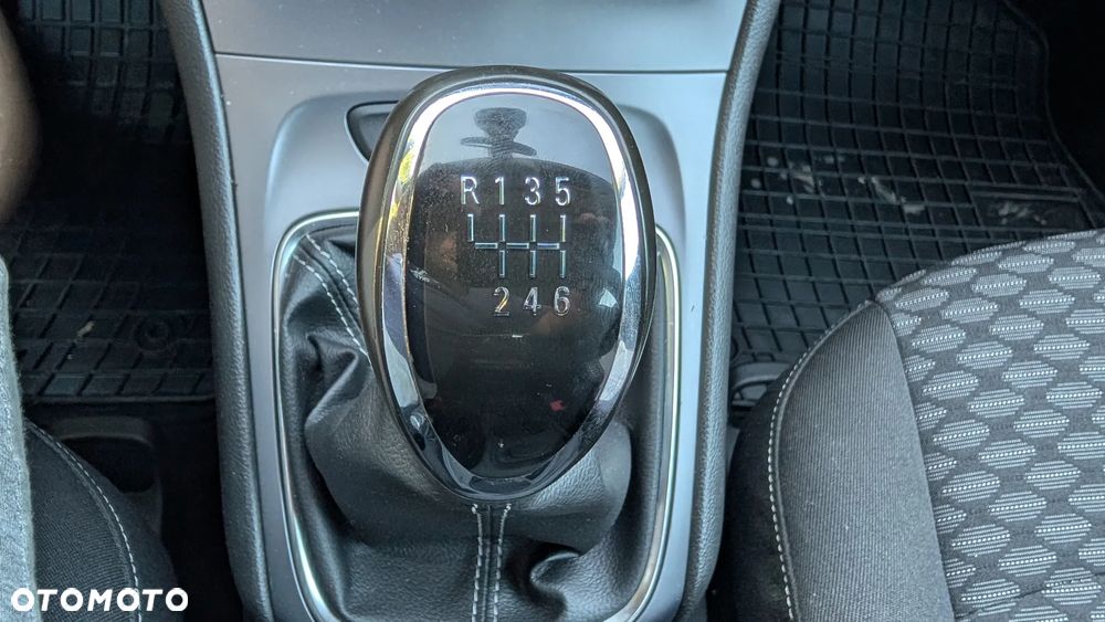 Opel Astra 1.4 Turbo Innovation - 15