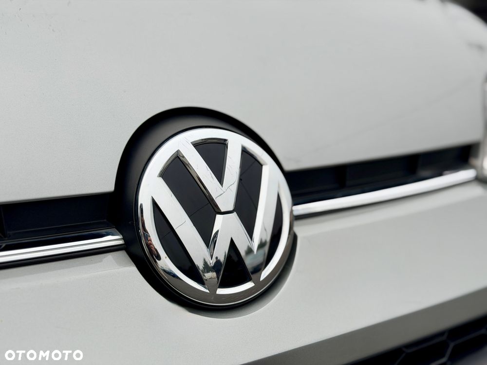 Volkswagen up! 1.0 street - 18