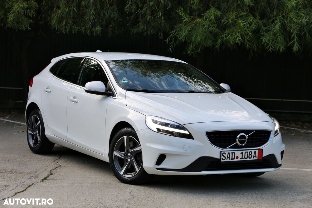 Volvo V40 D3 Aut. R-Design - 2