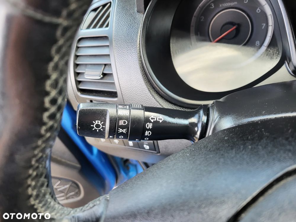 Hyundai ix20 1.6 blue YES Silver - 14