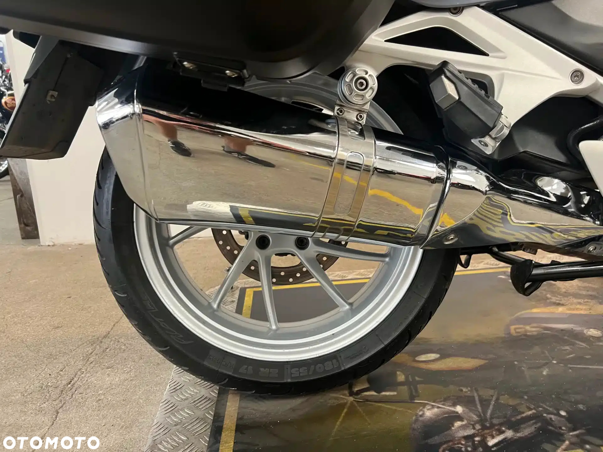 BMW R - 10