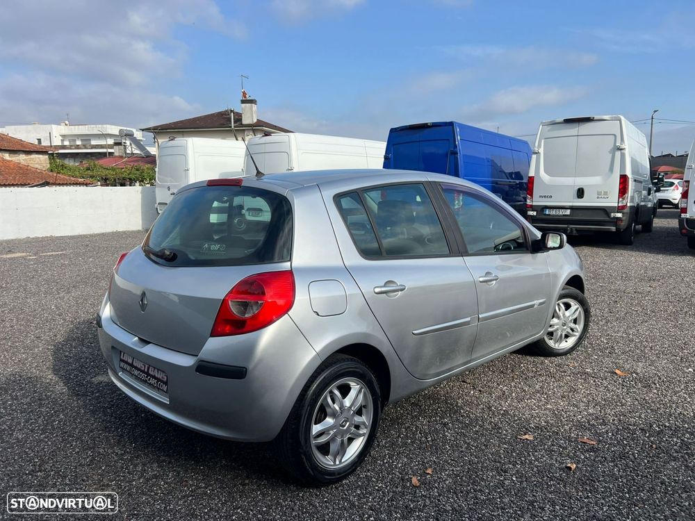 Renault Clio 1.2 16V Dynamique - 4