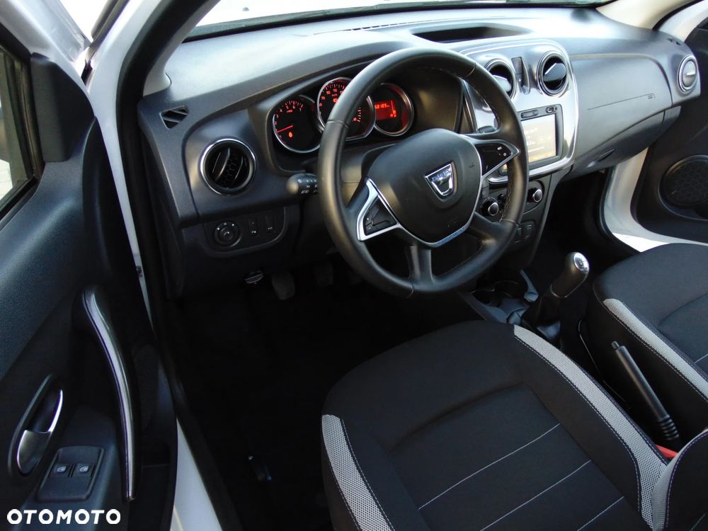 Dacia Sandero Stepway TCe 100 Prestige - 8