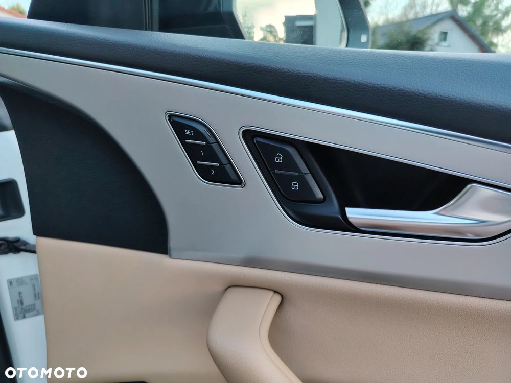 Audi Q8 50 TDI mHEV Quattro Black Edition Tiptronic - 40