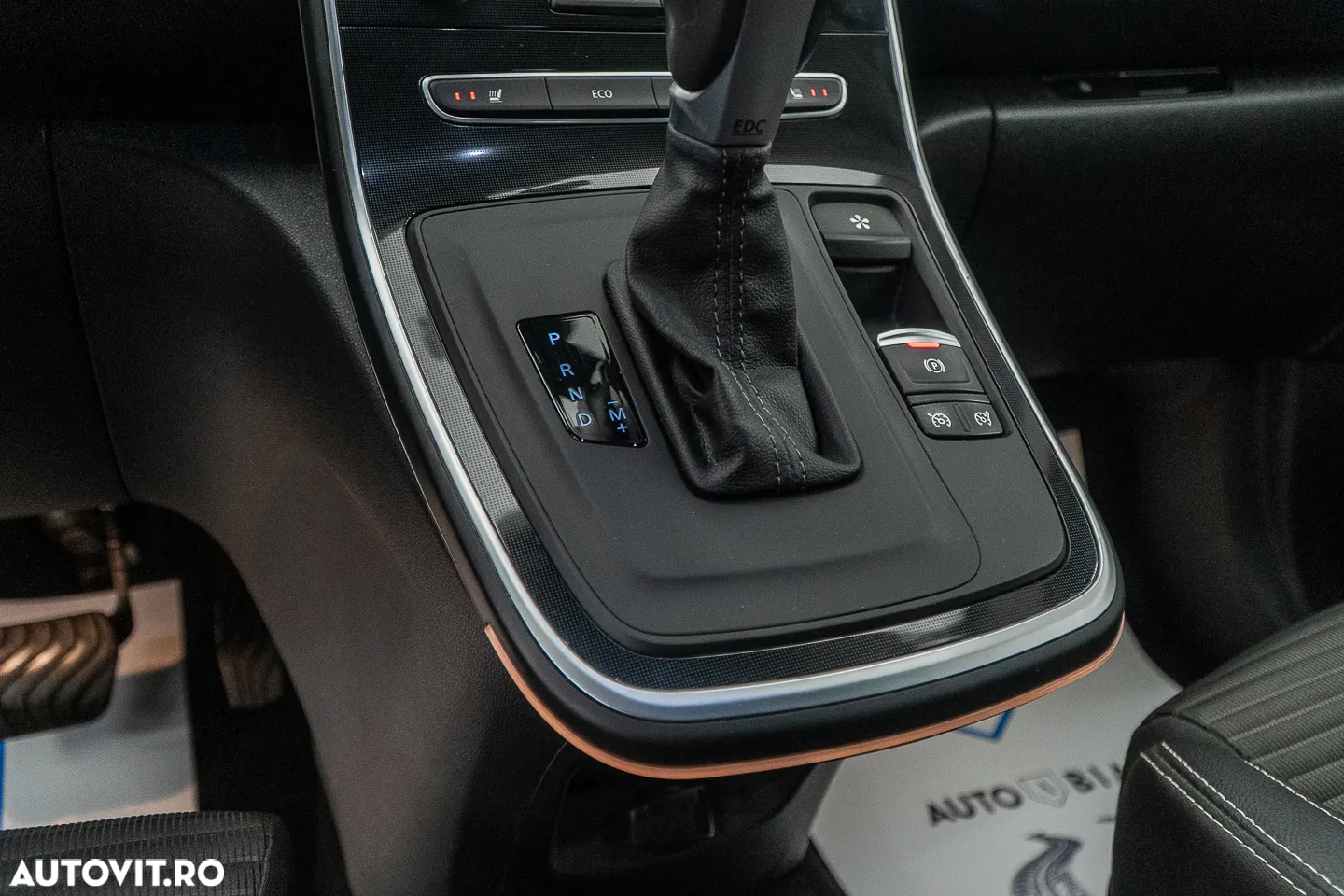 Renault Grand Scenic TCe 140 GPF EDC BOSE EDITION - 24