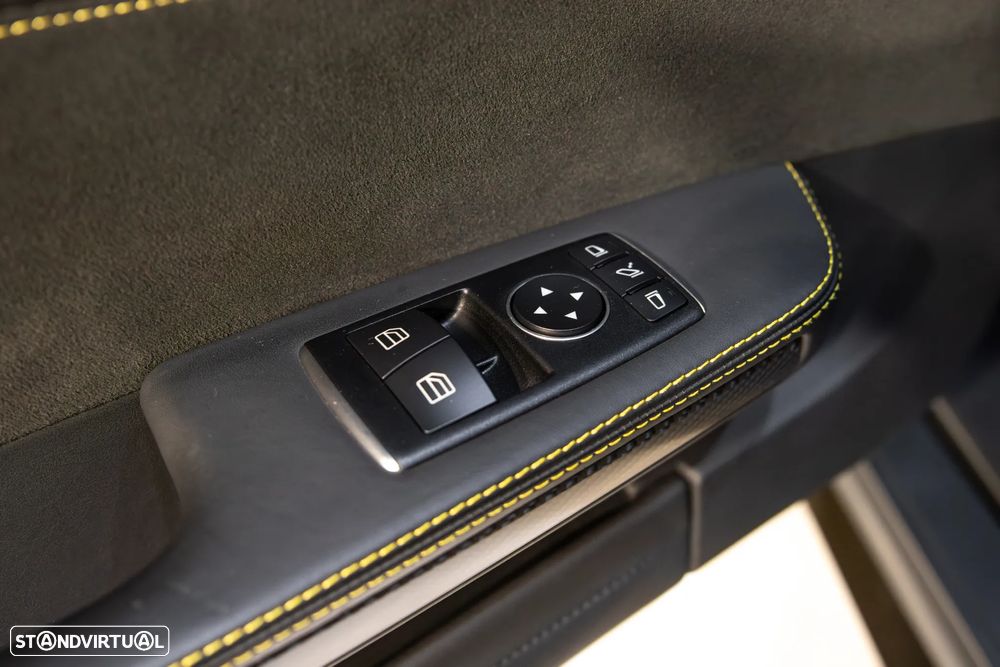 Mercedes-Benz AMG GT R - 34