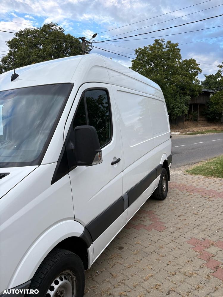 Mercedes-Benz Sprinter - 2