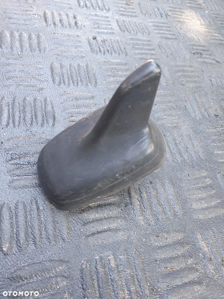 ANTENA DACHOWA VW PASSAT B8 5Q0035507B - 1