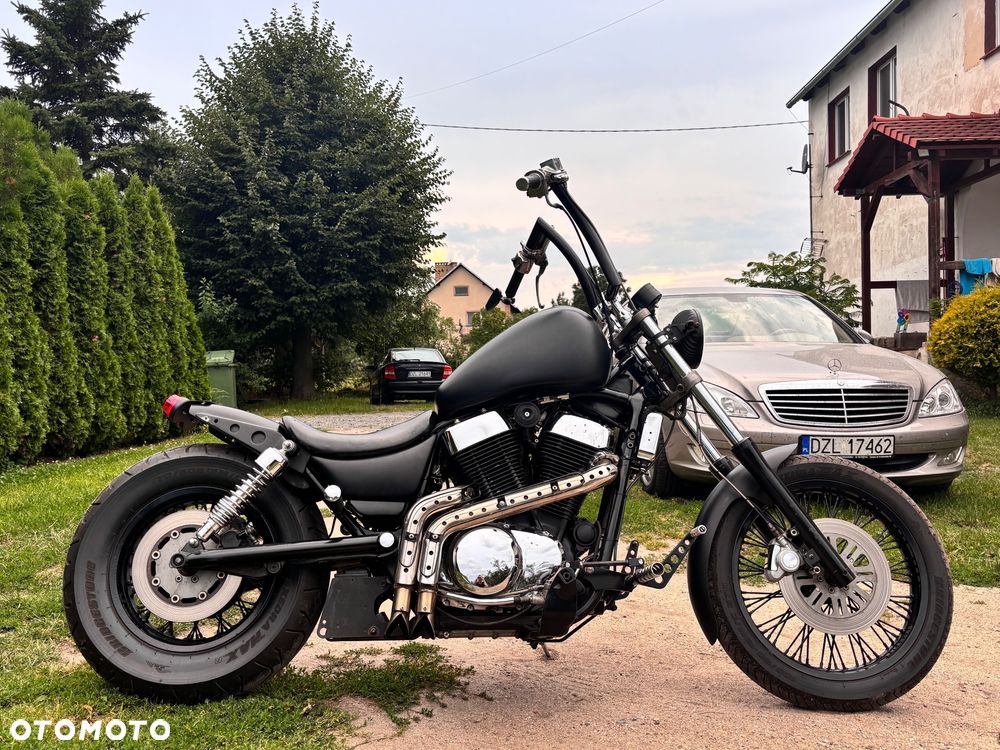 Suzuki Intruder