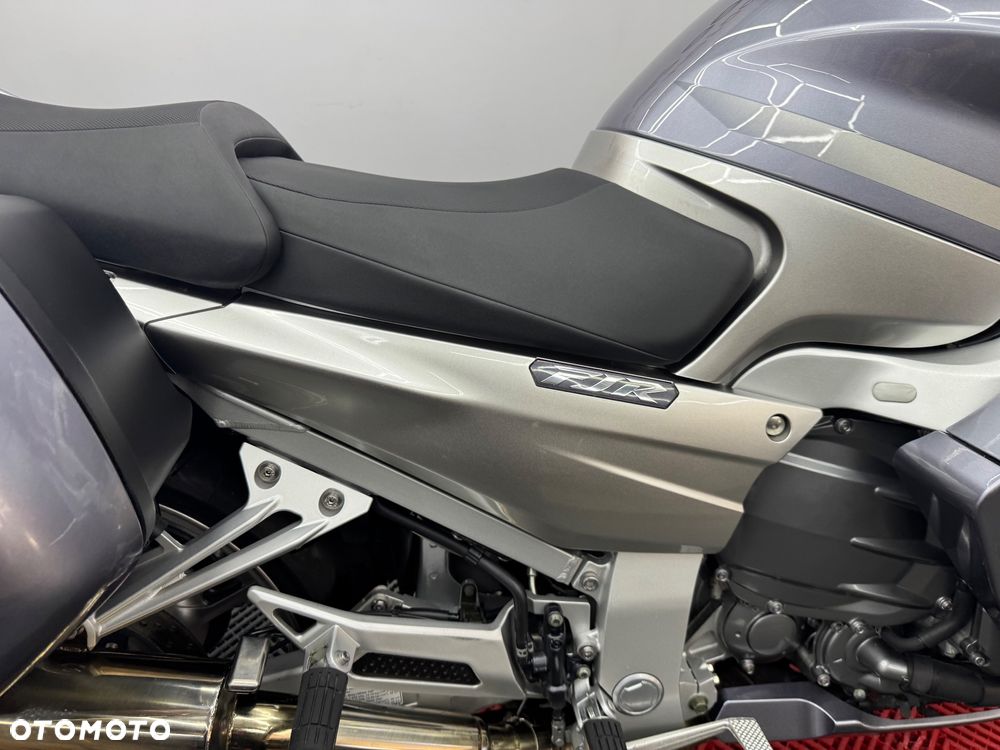 Yamaha FJR - 22