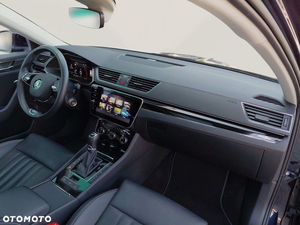 Skoda Superb 2.0 TSI 4x4 L&K DSG - 19