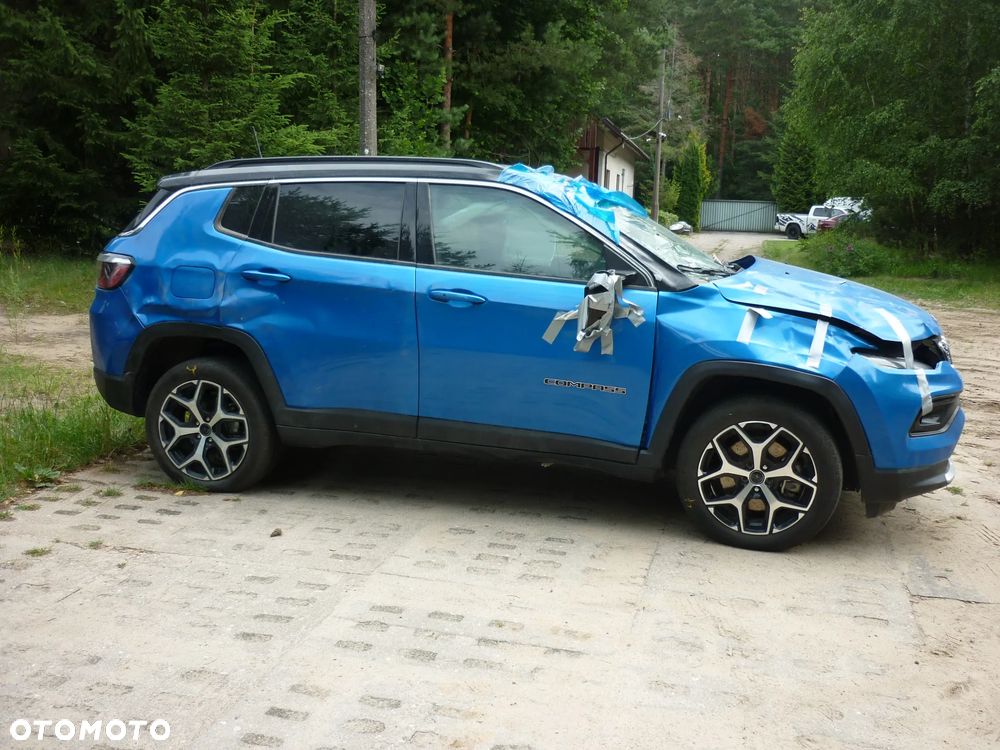 Jeep Compass - 4