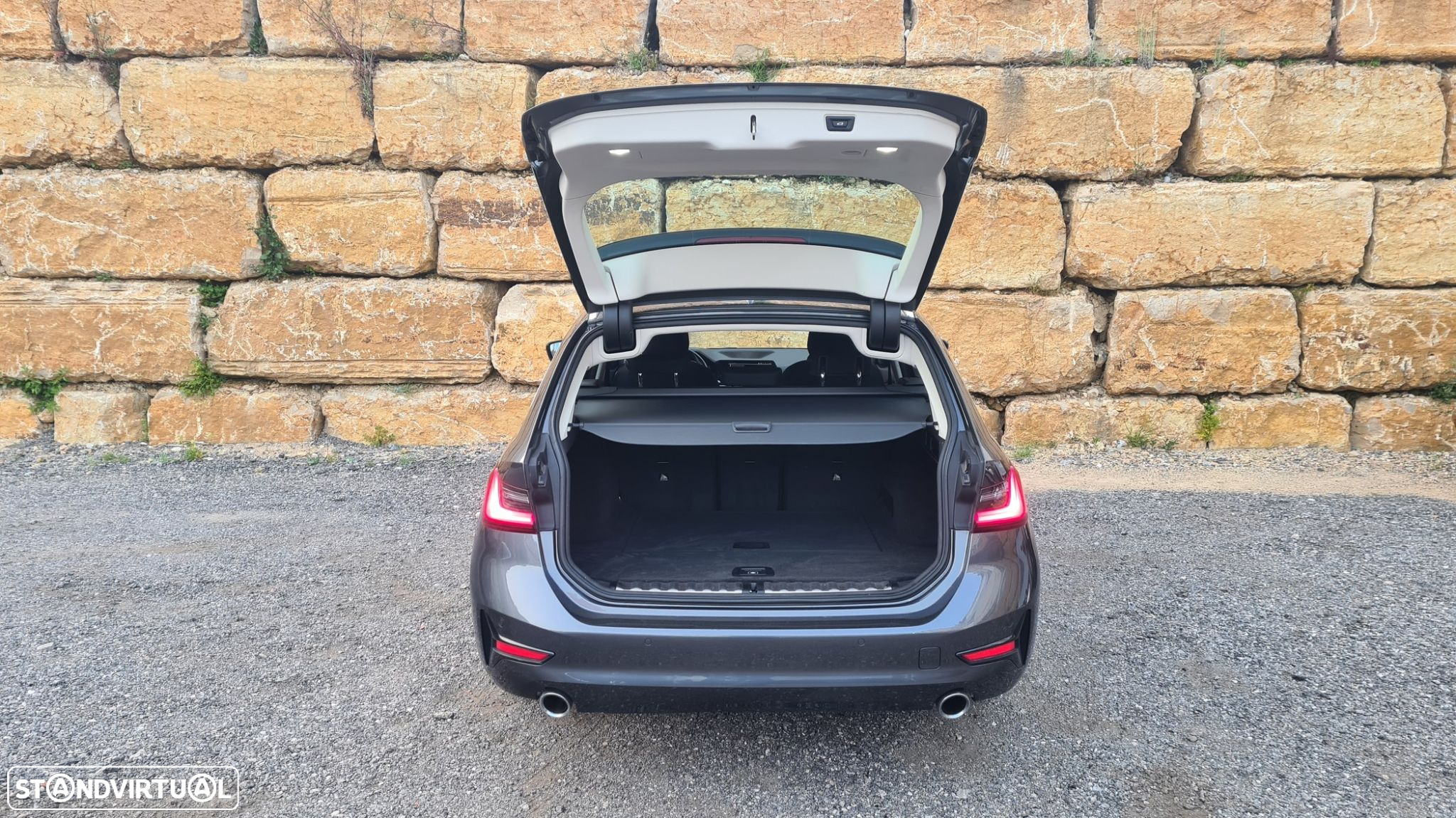 BMW 320 d Touring Auto - 57