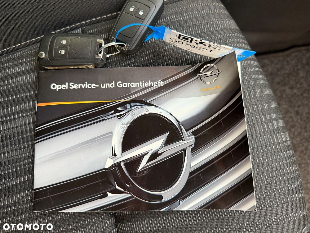 Opel Astra - 25