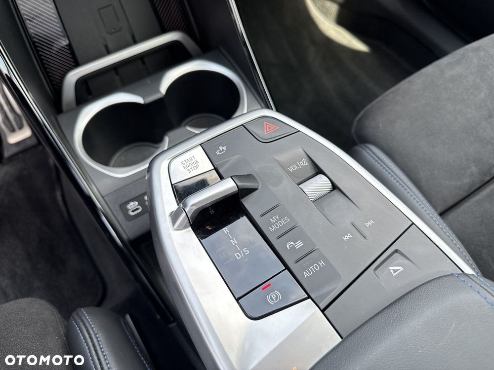 BMW X1 - 16