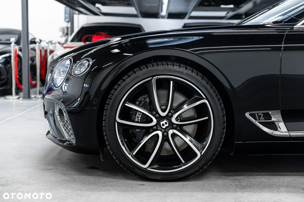 Bentley Continental GT Standard - 16