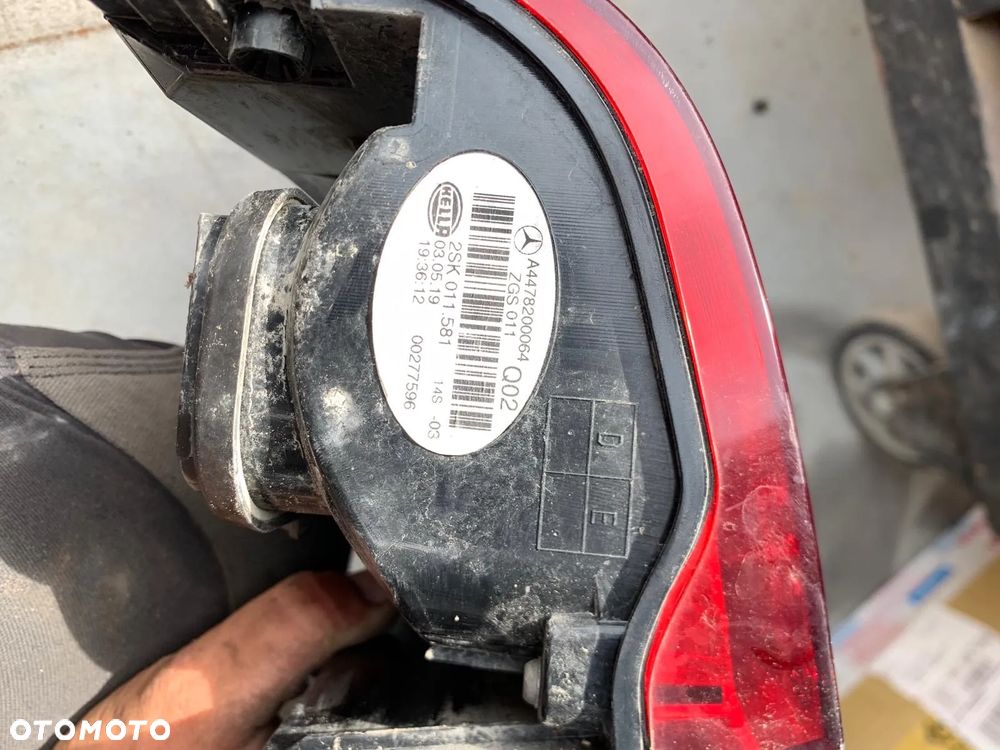 VITO VIANO lampa lewa tył A4478200064 - 2