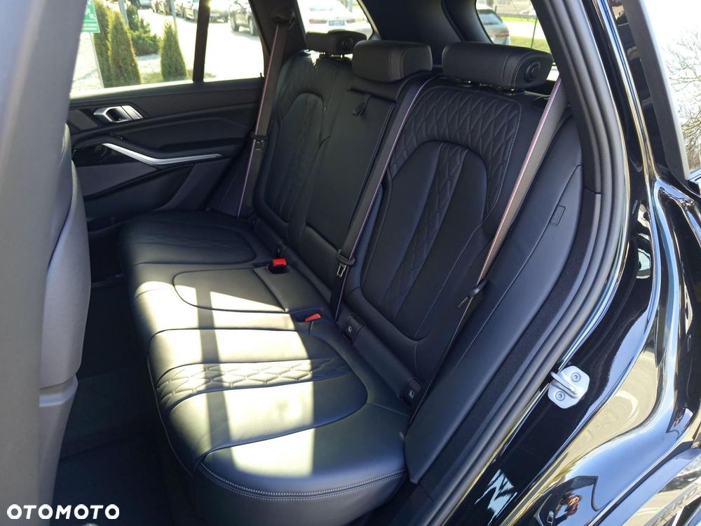 BMW X5 xDrive50e - 22