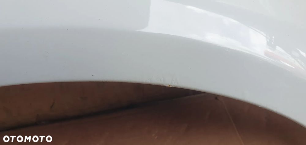 Błotnik prawy przód przedni prawy VW Golf V LB9A - 7