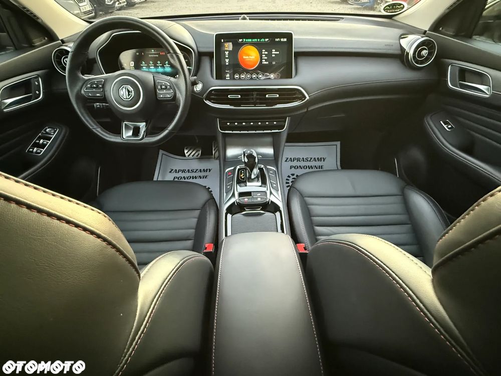 MG EHS PHEV Luxury - 35