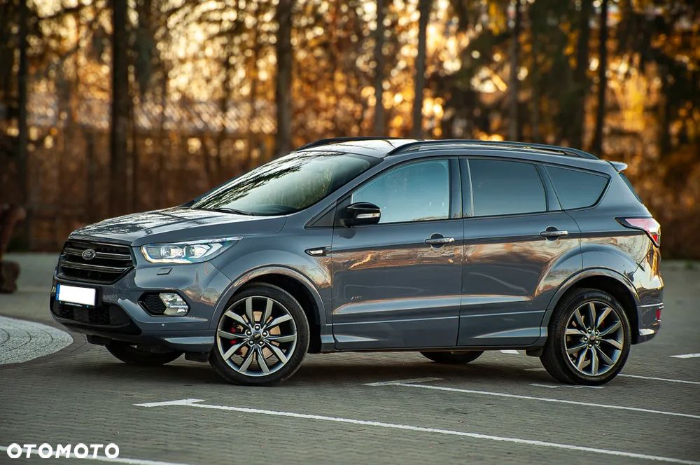 Ford Kuga 2.0 TDCi 4x4 ST-Line - 4